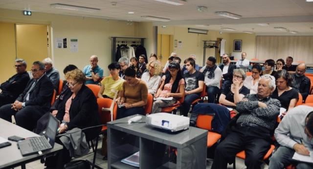 Présentation de l'exposition sur la guerre d'Algérie aux Rendez-vous de l'Histoire à Blois