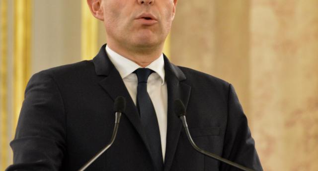 L'exposition sur la guerre d'Algérie présentée à l'Assemblée nationale