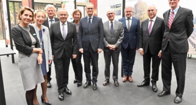 Cérémonie du Centenaire du VDK à Berlin et signtaure de la convention entre l'ONACVG et le VDK