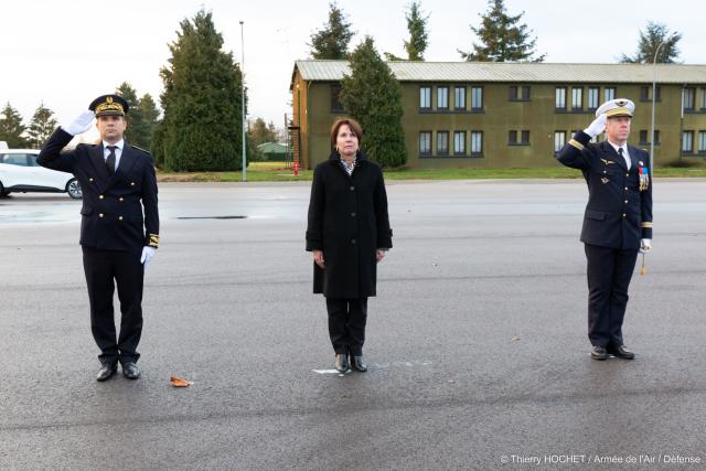 Prefet de l'Eure, directrice générale de l'ONACVG, Commandant base aérienne Evreux