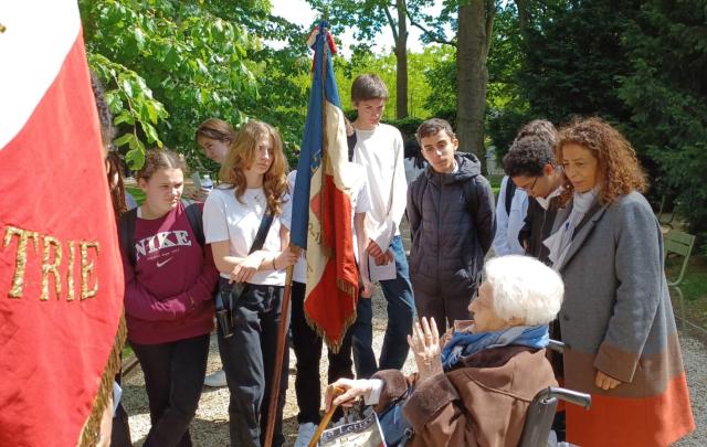 cérémonie étudiants et lycées résistants Odile de Vasselot