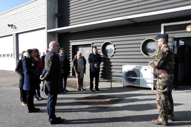 Visite à l’École des spécialités du Commissariat des armées