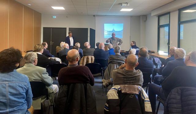Intervention du colonel Richard VIDAL représentant le Général commandant la 6ème Brigade légère blindé.