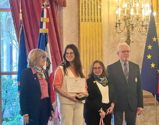Remise du prix à Rose Berquier
