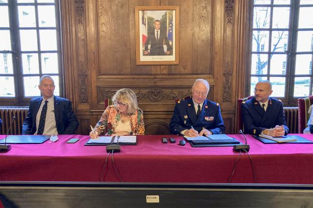 Signature de l'accord