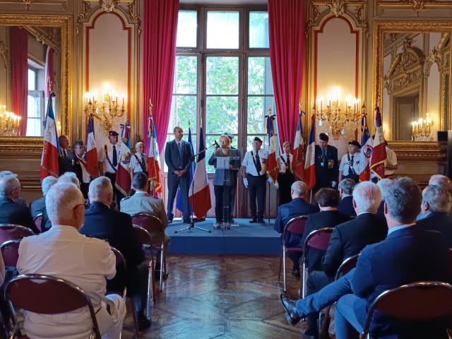 Madame PEAUCELLE DELELIS