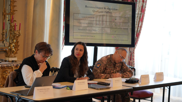 Madame la directrice de cabinet et deux des membres du premier collège