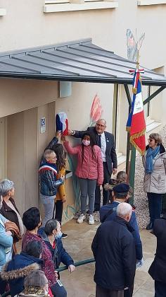 Dévoilement de la plaque