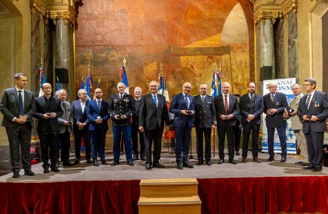 Les récipiendaires sur l'estrade