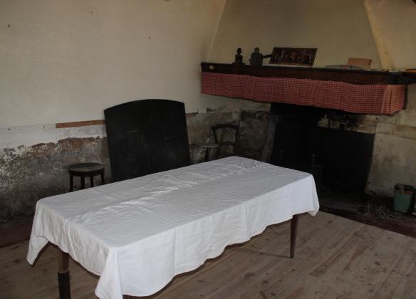 Table sur laquelle la capitulation a été signée par les Allemands en Ariège