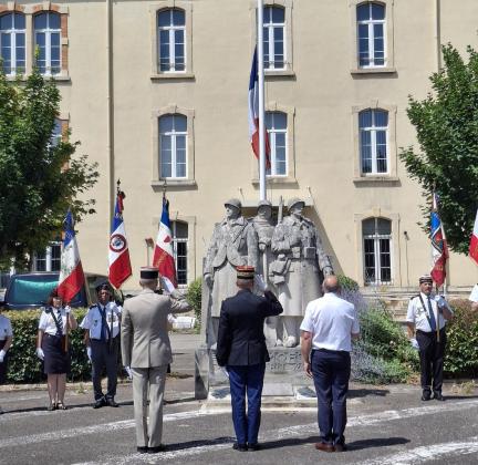 Général François Santarelli, LCL Etienne Royal et Bruno Dupuis, directeur du SD 21