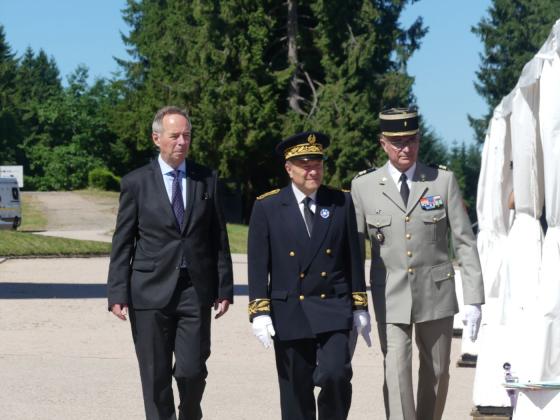 Général Éric Maury, sous-préfet Thierry Rogelet, lieutenant-colonel Bruno Demanet