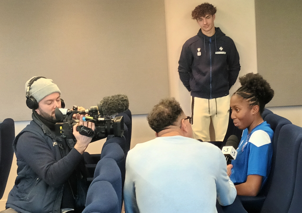 Interview d'une joueuse et d'un joeurs du centre de formation de l'AJA